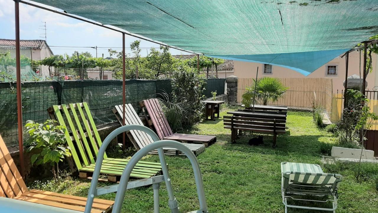 Residence Muzica Bed And Breakfast Komen 外观 照片