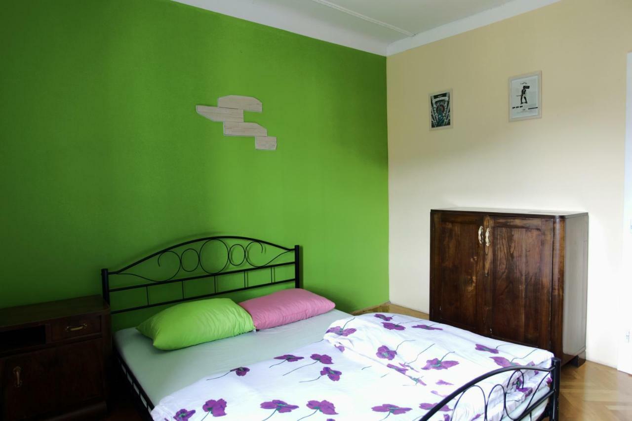 Residence Muzica Bed And Breakfast Komen 外观 照片
